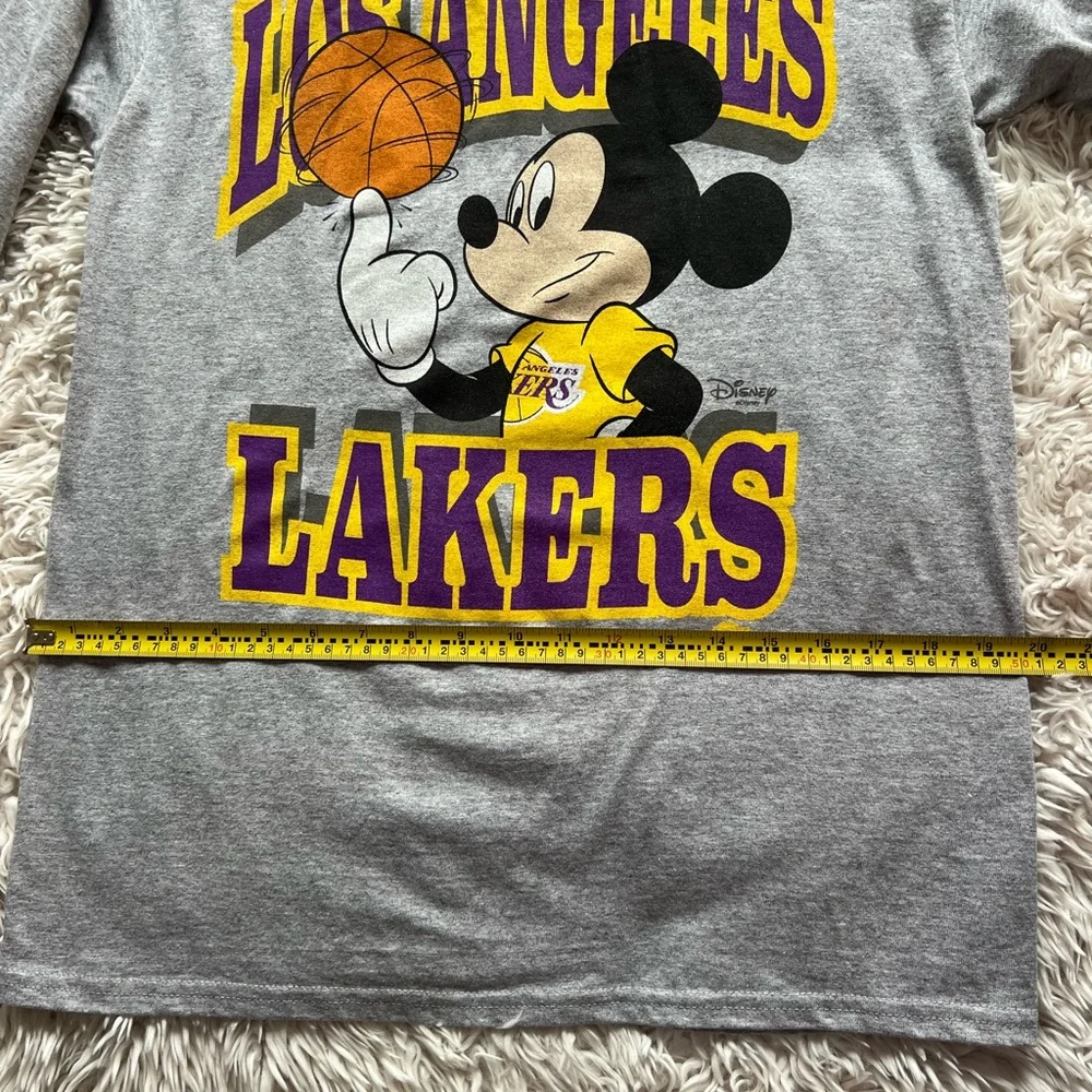 Disney x Junk Food Lakers Gray Long Sleeve - Picture 7 of 9